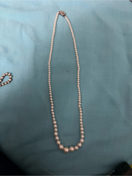 Jewelry - Classic Pearl Bead Necklace - Box Clasp